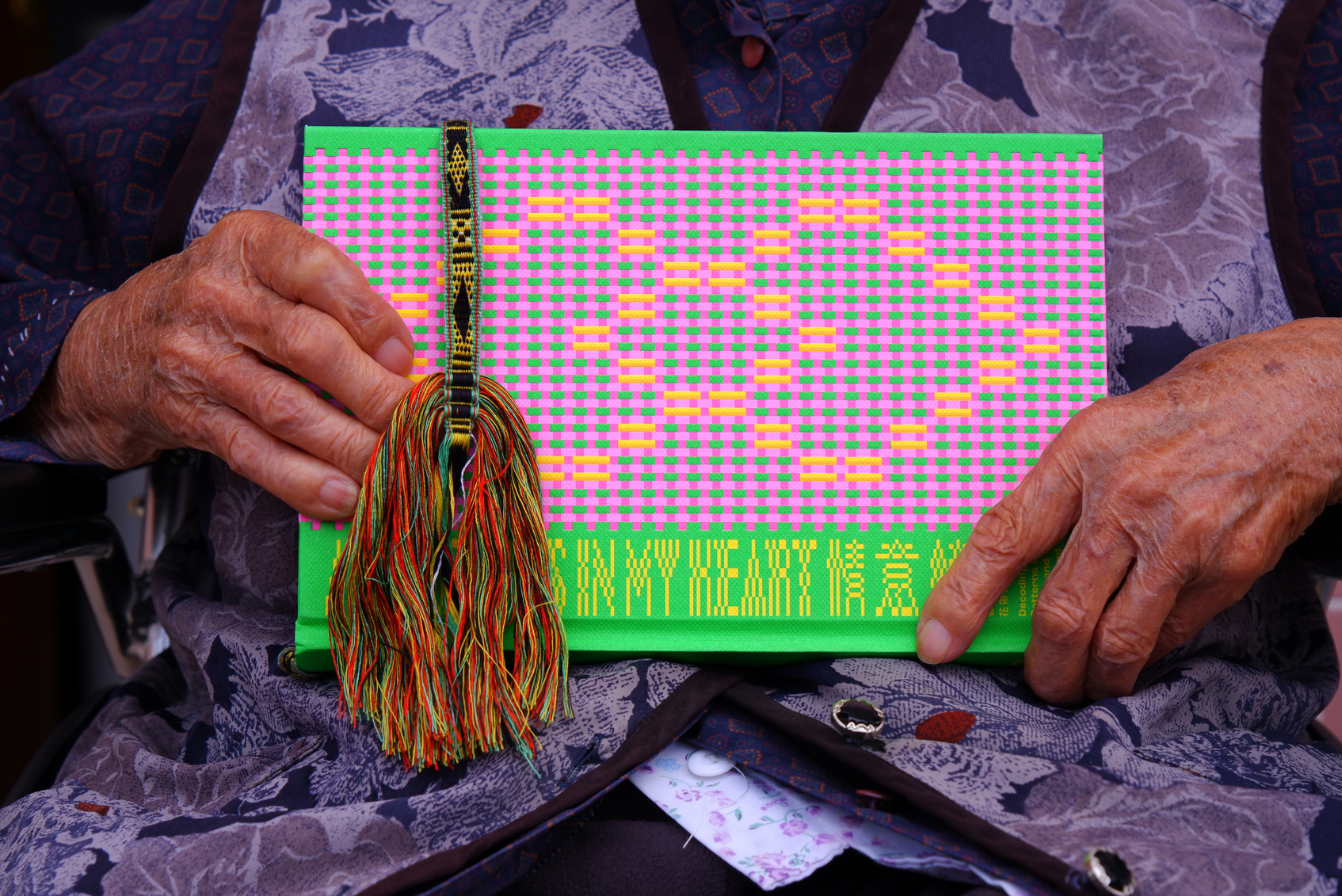 All Weaves In My Heart: Decoding Patterns of Hakka and Punti’s Band Weaving-1